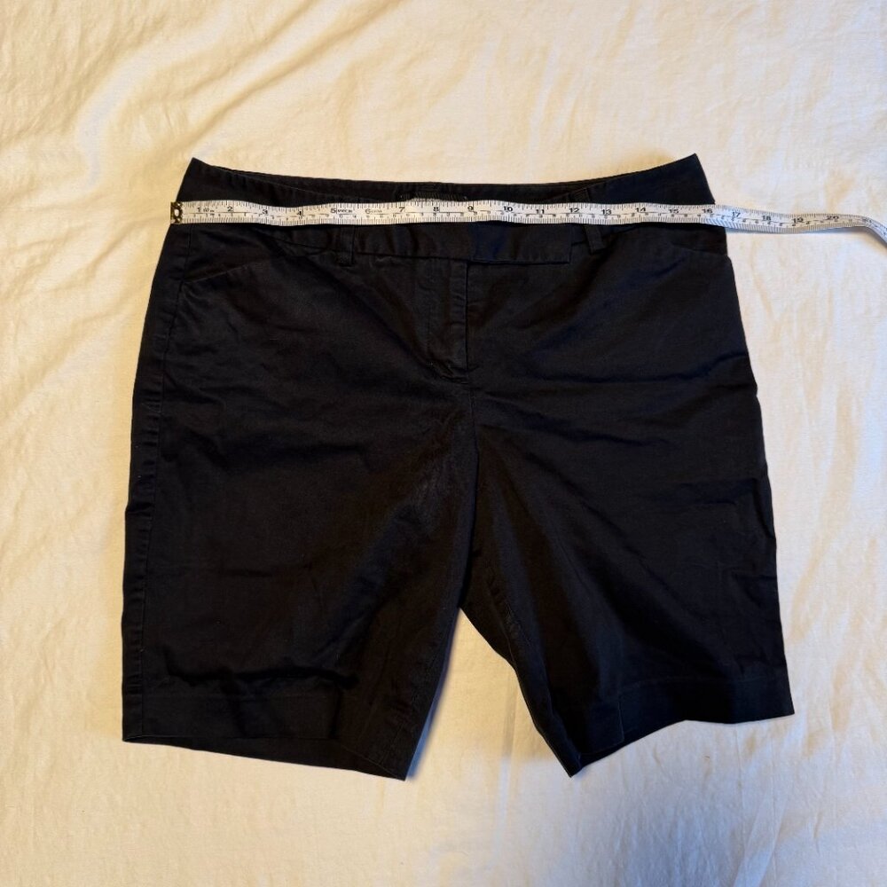 Express Black Women’s Bermuda Shorts size 6 - Picture 6 of 6